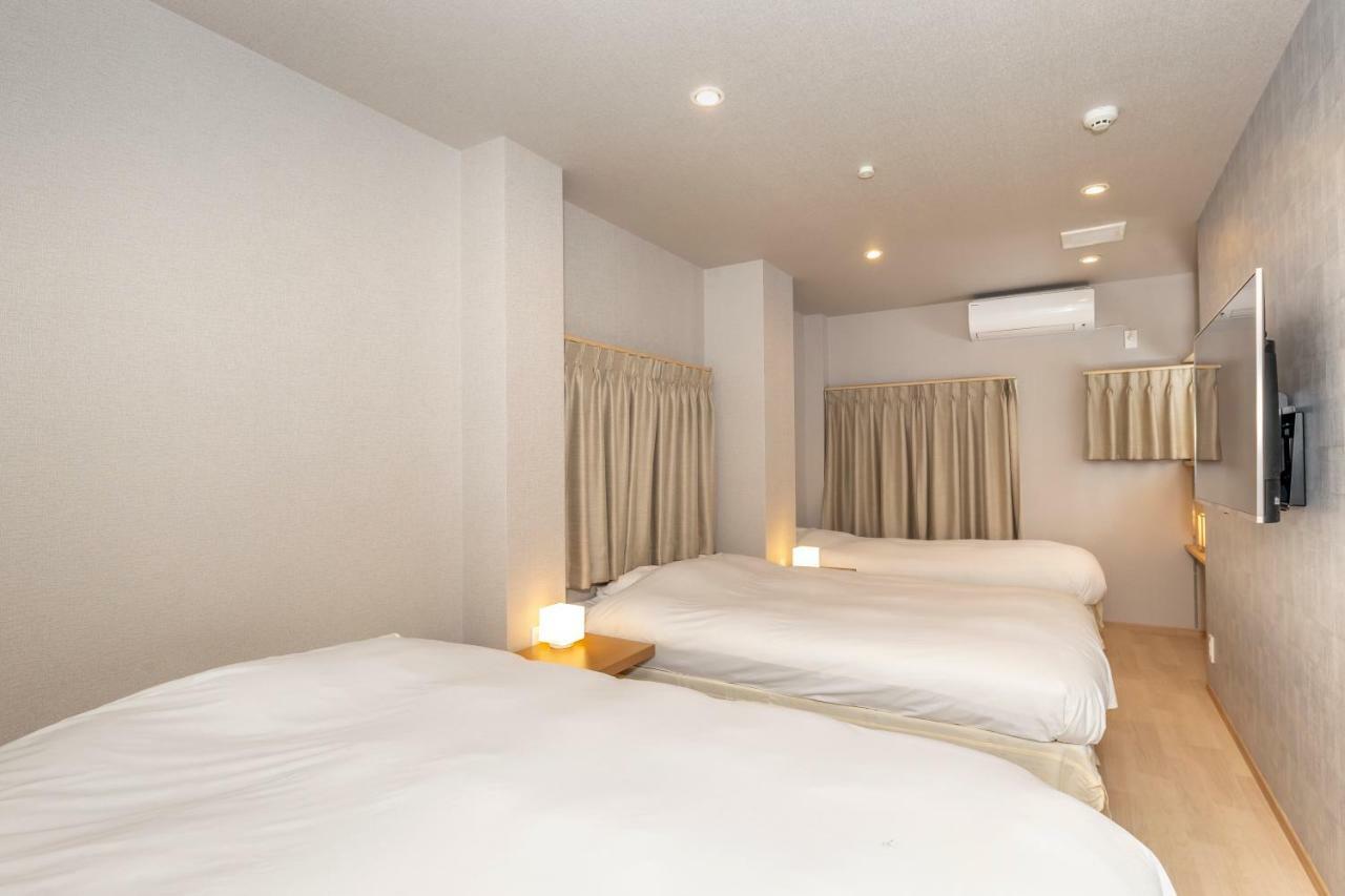 Kyoto Takatsuji Rose Heights Hotel Bagian luar foto